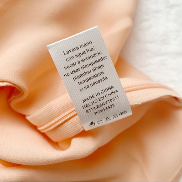 NWT Peach & Cream Color Block Twisted Front Blouse - Picture 10 of 11